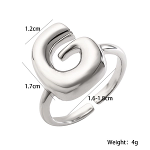 Detail view of the silver heart spiral open ring with specific dimensions and weight data