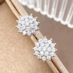 Flower Cluster Stud Earrings AAA Zircon Inlaid Brass 18K Gold Plated Luxury Floral Jewelry For Women In Elegant Design