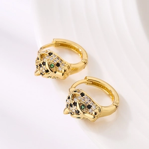 Exquisite gold-plated leopard head earrings with sparkling zircons and green stone eyes