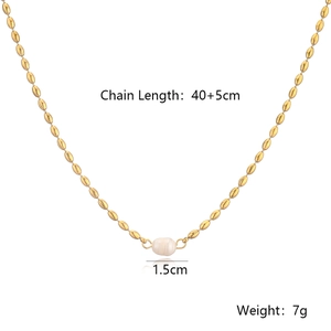 Detail of 18k gold plated stainless steel necklace with size and weight markers