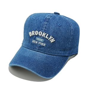 Casquette de baseball en denim bleu foncé délavé avec broderie Brooklyn 1898 New York