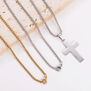 Poliertes Edelstahl Kreuz Halskette in Gold und Silber Finish mit Boxkette Design