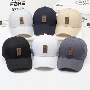 Set of 6 breathable checkered baseball caps in grey navy beige black and white