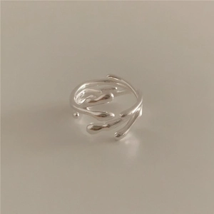 Irregular liquid metal style S925 sterling silver ring with a minimalist branch design