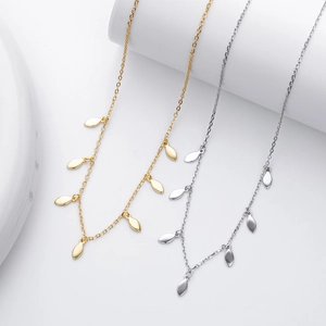 Minimalistische S925 Sterlingsilber Pailletten Halsketten in Gold und Silber auf Dekor