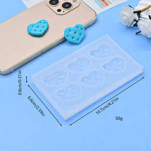 Mini heart-shaped silicone biscuit mold for chocolate decoration with size dimensions