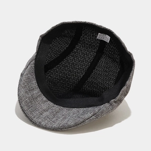British style grey textured flat cap made of breathable cotton blend fabric