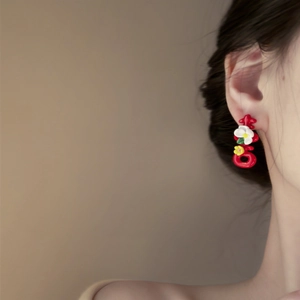 Silver needle flower earrings with red Double Happiness character design for women