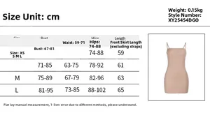 Tableau des tailles détaillé avec mesures XS-L pour cette robe moulante à bretelles