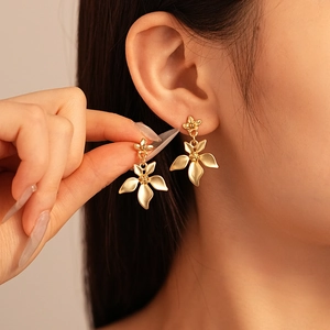 Sweet Matte Flower Petal Drop Earrings Alloy Floral Dangle Jewelry With Silver Earring Post For Women Elegant Style