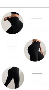 Détail du pantalon de yoga taille haute avec texture à rayures verticales et tissu élastique