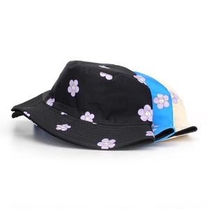 Fischerhut-Set in Schwarz, Blau und Beige mit Gänseblümchen-Smiley-Druckmuster