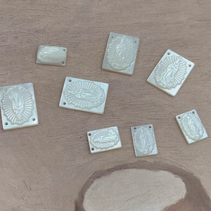 Natural white mother of pearl Guadalupe shell pendants for DIY jewelry making