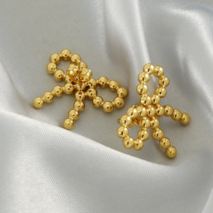 Orecchini A Lobo Con Fiocco In Acciaio Inossidabile Placcato Oro 18K Per Donna Fiocco Di Perline Stile Ins Lucidato