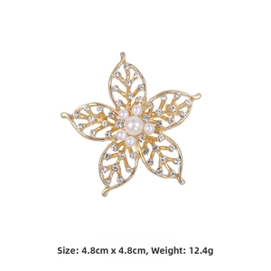 Detail of flower brooch with pearls and rhinestones showing size 4.8cm and weight 12.4g