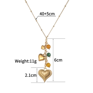 Detailed dimensions of gold heart pendant necklace with yellow and green beads