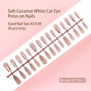 Set di unghie finte occhi di gatto bianco cocco con 30 pezzi taglie XS S M per donne