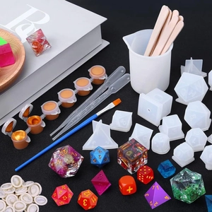 Kit de moules à dés en résine DIY complet avec moules silicone et outils de création