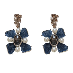 Vintage flower pearl earrings with blue resin petals and gold irregular metal hooks