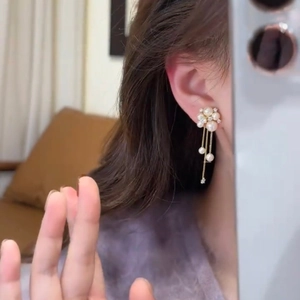 Elegant gold pearl tassel earrings with zircon flower studs and silver needles for women