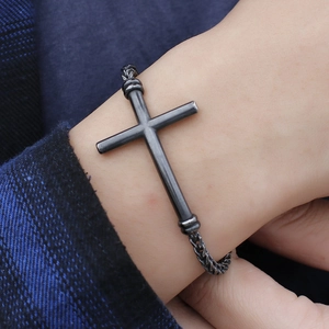 Bracelet Croix Pour Hommes En Acier Inoxydable Chaîne Spiga Bijoux Mode Religieux Paladin