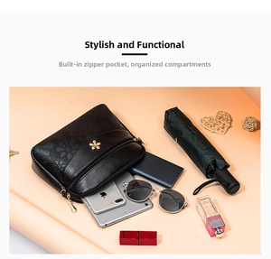 Women shoulder messenger bag floral crossbody bag large capacity casual vintage black PU leather