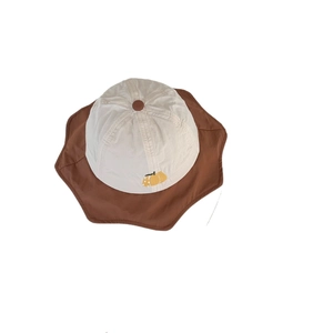 Kids quick-dry sun hat with petal brim and pumpkin embroidery for outdoor protection