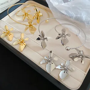 Large Flower Choker Bracelet Ring And Earrings 925 Sterling Silver Earring Post Gold Tone Fashion Jewelry