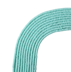 Vista detallada de cuentas turquesas de arcilla polimérica 4mm para joyería artesanal DIY