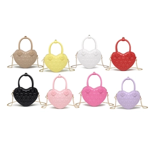 Sweet heart-shaped quilted PVC jelly handbags in eight colors with gold chain straps
