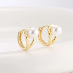 Elegant 14K gold plated S925 silver hoop earrings with white shell pearls for women