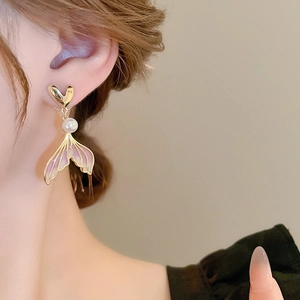 Vintage gold plated heart pearl earrings with purple gradient fishtail charms