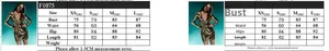 Tableau des tailles avec mesures en cm pour robe courte à paillettes et col en V