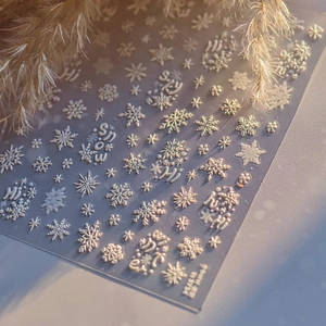 Adesivi per unghie 3D con fiocchi di neve a rilievo e scritte per nail art invernale
