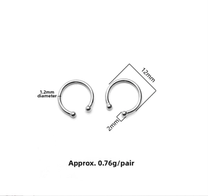 Detail view of S925 sterling silver ear cuff with 12mm diameter and 1.2mm thickness