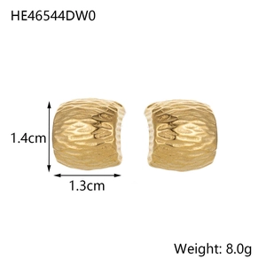 Detail view of hammered gold stud earrings with dimensions and weight specifications