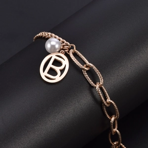 Fashionable rose gold stainless steel bracelet with pearl and letter B round pendant charm