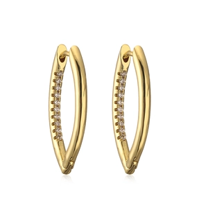 Elegantes pendientes geométricos en V bañados en oro con pequeñas circonitas de estilo minimal