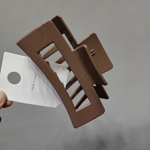 French style brown glossy square hair claw clip for elegant women hairstyles