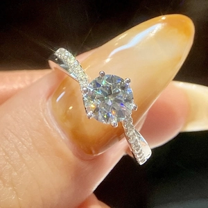 Moissanite Ring 925 Sterling Silver Round Cut Six Prong Twisted Band Classic Wedding Jewelry For Women