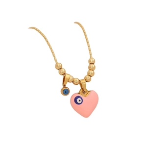 Collier chaîne à billes dorées avec pendentif cœur rose et détail œil bleu