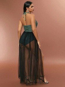 Haut licou à paillettes vert foncé avec jupe longue en tulle noir pour la fête