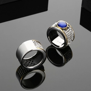 Bagues hip hop de luxe en acier inoxydable avec saphir bleu et diamants en zircone