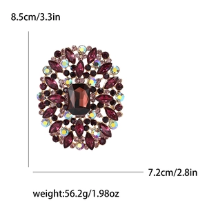 Detailed dimensions of the vintage purple crystal brooch with gemstone measurements