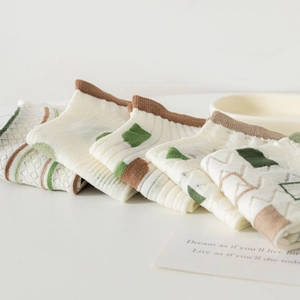 Detail of five-pair set of bamboo fiber socks with cartoon jacquard and ribbed cuffs