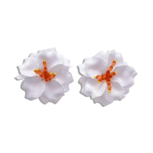 3D white acrylic flower earrings with orange bead centers for elegant vacation style