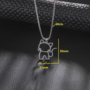 Collar con colgante de gato hueco minimalista en plata con una cadena larga de 60cm