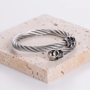 Men's punk style stainless steel skull cable wire open cuff bracelet in silver tone