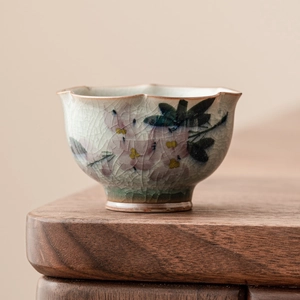 Tasse À Thé Céramique Fleur De Magnolia Peinte À La Main Glaçure Craquelée Forme Pétale Bol À Thé Kung Fu Élégant