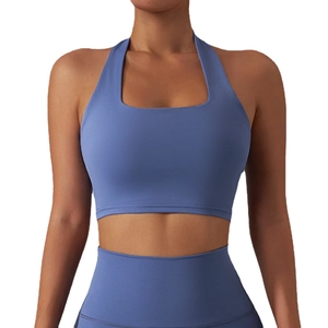 Ensemble de yoga bleu ciel avec brassière dos nu et legging taille haute sport